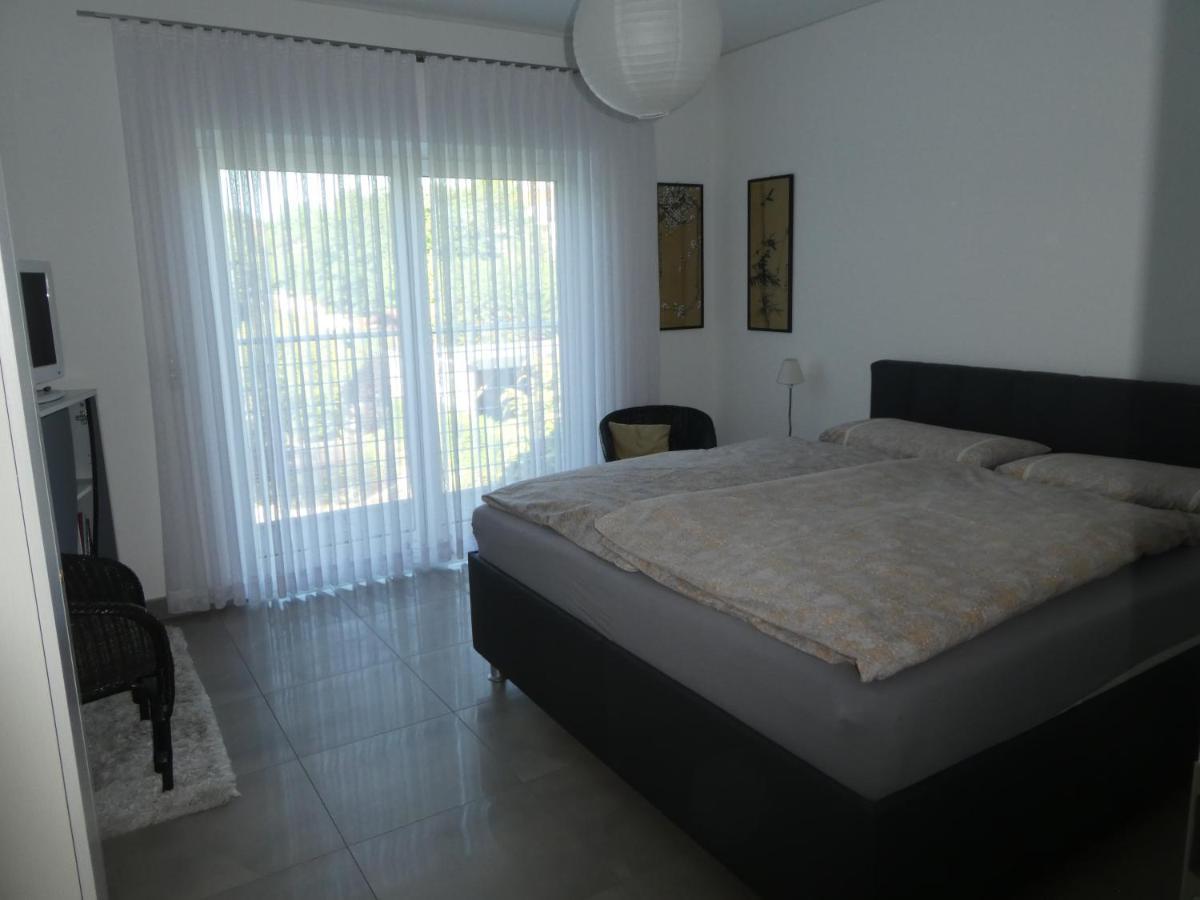 Grosszuegige,Zetrumsnahe Wohnung Drážďany Exteriér fotografie